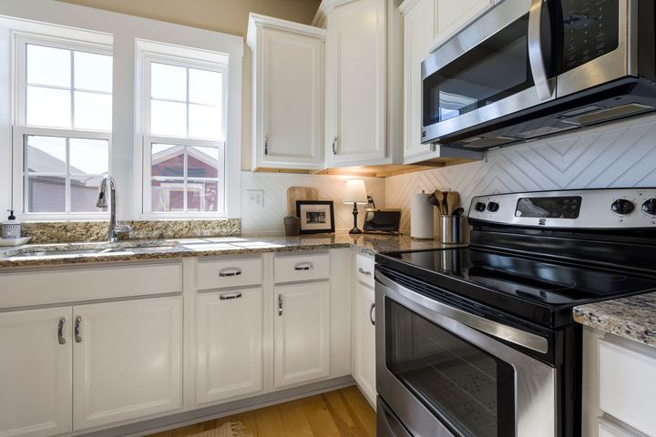Cabinet Painting in Ottawa
